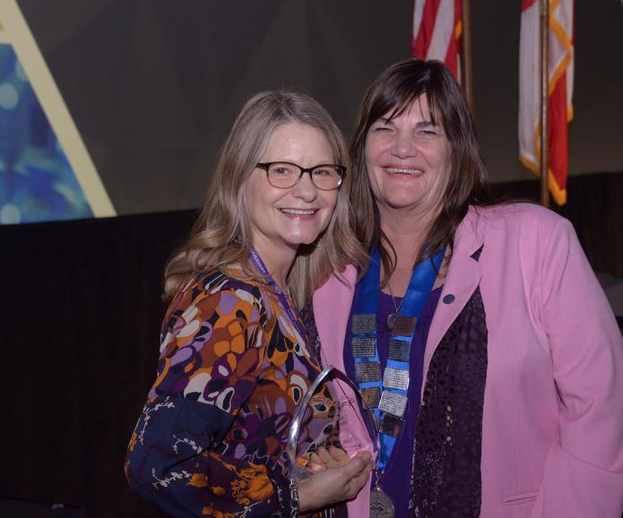 julie-howe-distinguished-fellow
